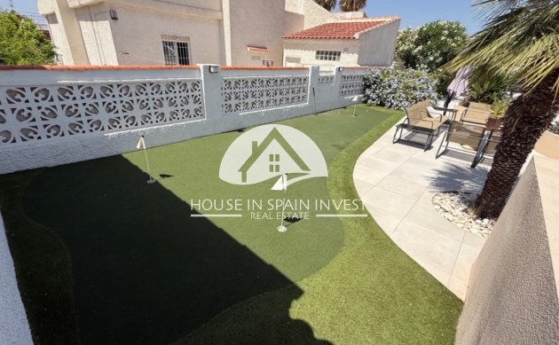 Resale - Villa - Torrevieja - Costa Blanca