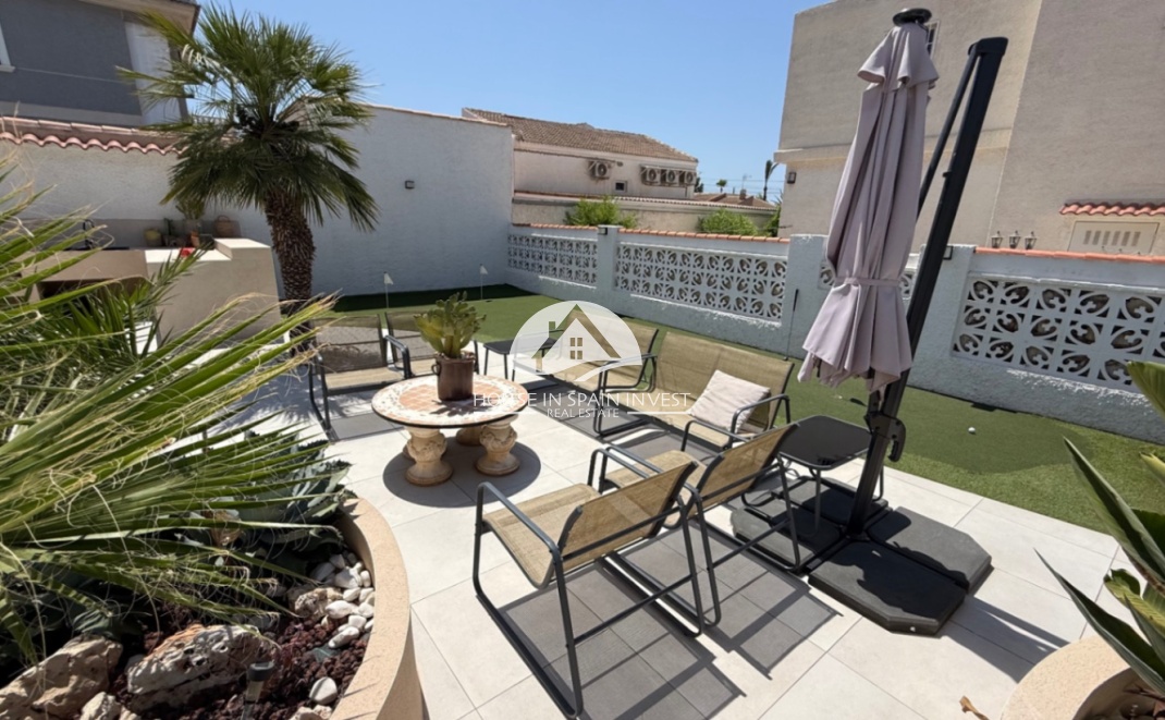 Resale - Villa - Torrevieja - Costa Blanca
