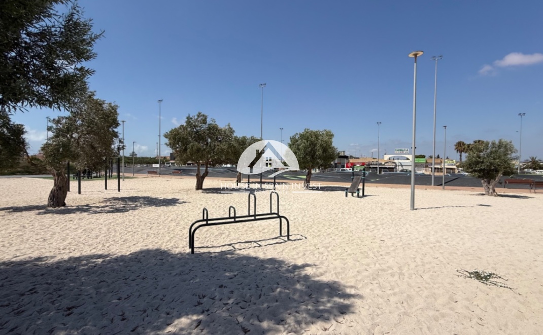 Resale - Villa - Torrevieja - Costa Blanca