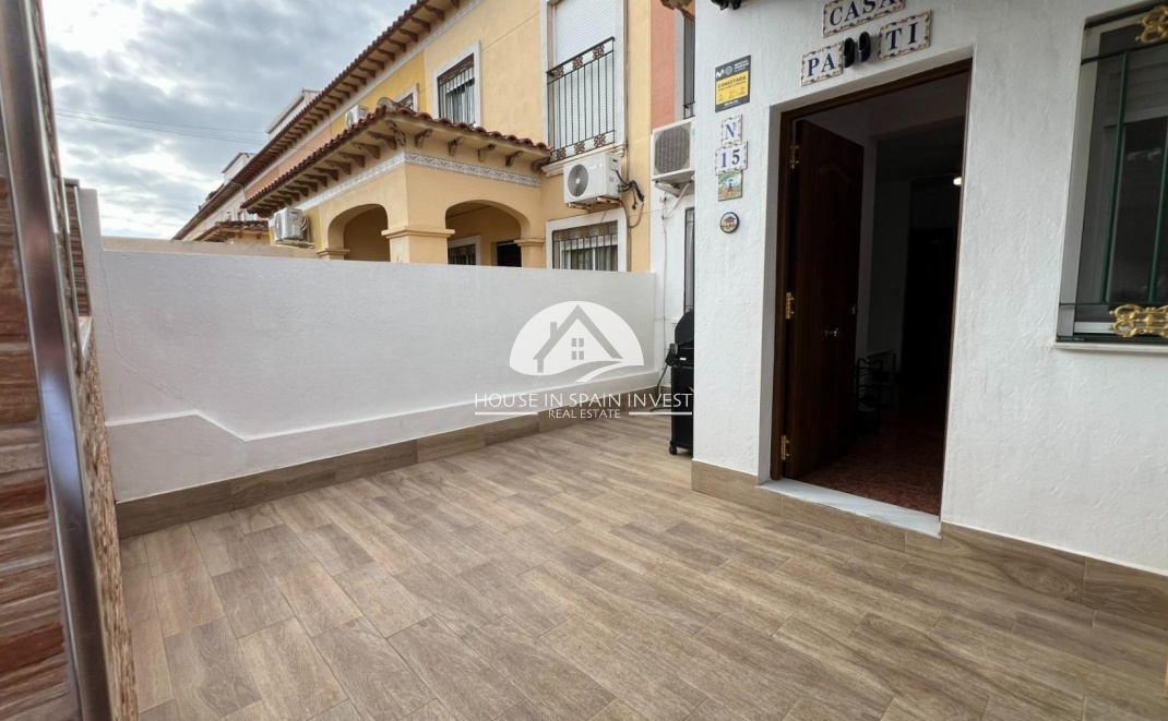 Herverkoop - Gelijkvloerse bungalow - Torrevieja - TORRETAS