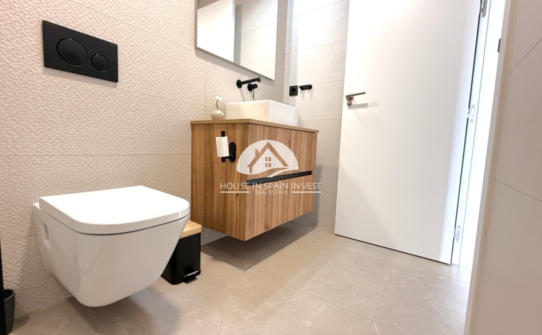 Resale - Ground floor bungalow - Pilar de la Horadada - Costa Blanca Sur