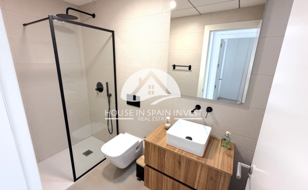 Resale - Ground floor bungalow - Pilar de la Horadada - Costa Blanca Sur