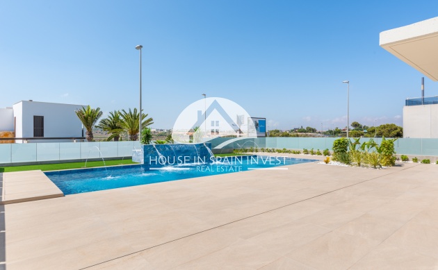 Obra nueva - Villa - Dehesa de Campoamor