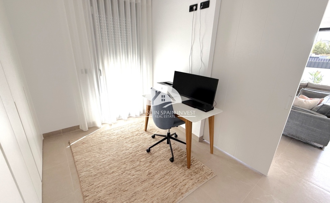 Resale - Ground floor bungalow - Pilar de la Horadada - Costa Blanca Sur