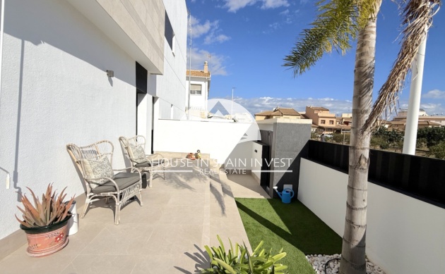 Resale - Ground floor bungalow - Pilar de la Horadada - Costa Blanca Sur