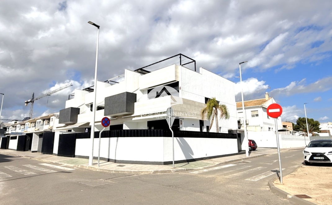 Resale - Ground floor bungalow - Pilar de la Horadada - Costa Blanca Sur