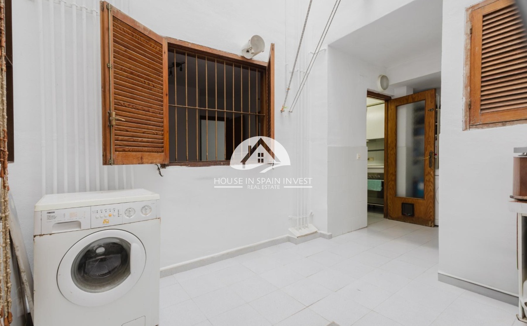 Resale - Apartment  - Torrevieja - El Acequión - Los Náufragos