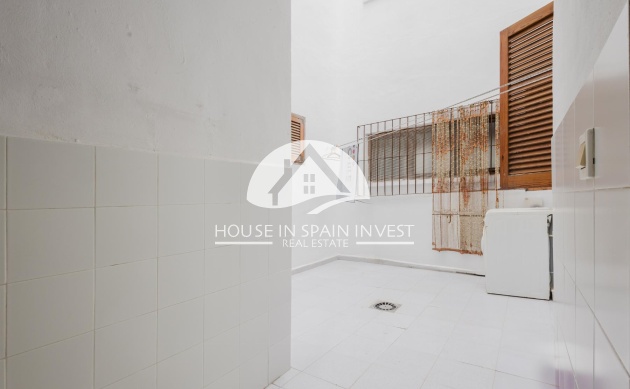 Resale - Apartment  - Torrevieja - El Acequión - Los Náufragos