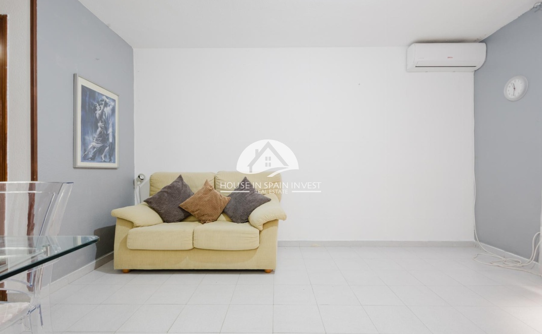 Resale - Apartment  - Torrevieja - El Acequión - Los Náufragos