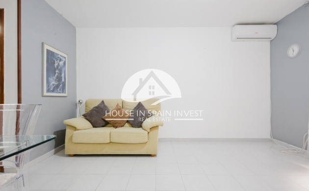 Resale - Apartment  - Torrevieja - El Acequión - Los Náufragos