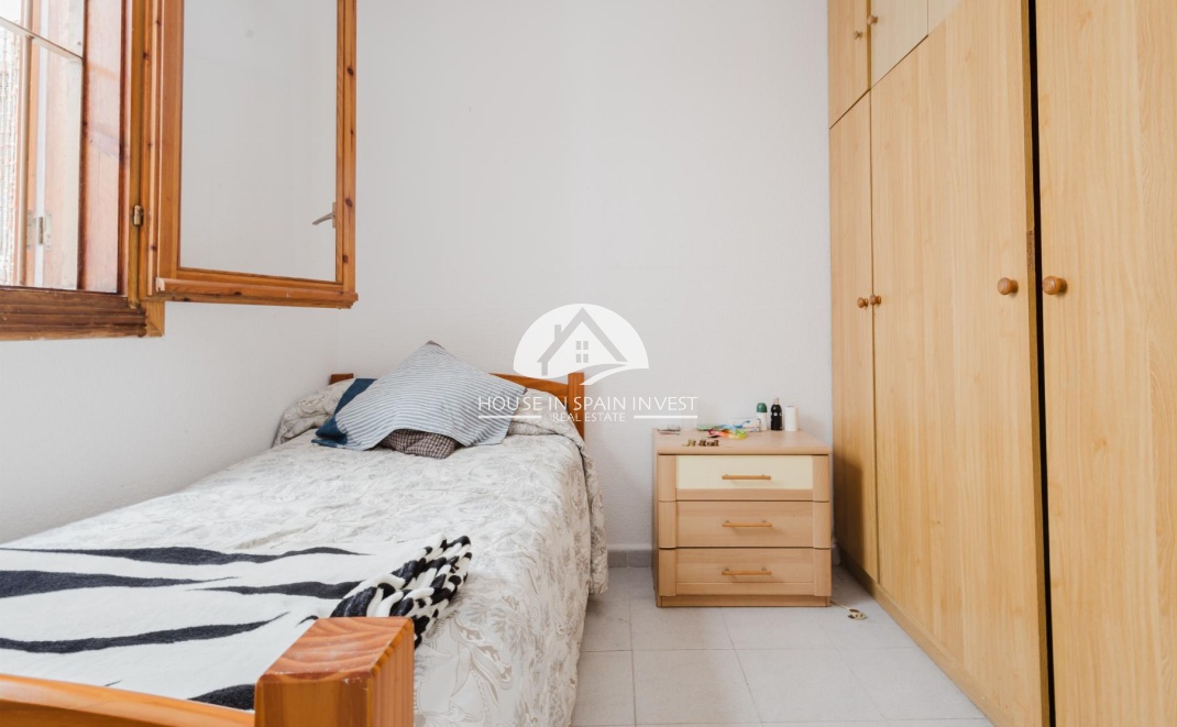 Resale - Apartment  - Torrevieja - El Acequión - Los Náufragos