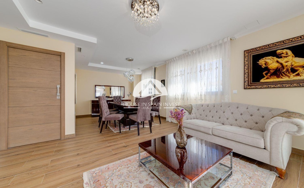 Resale - Villa - Torrevieja - Los Balcones  