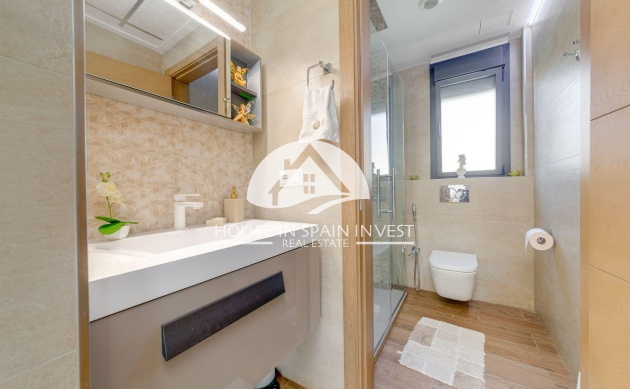 Resale - Villa - Torrevieja - Los Balcones  