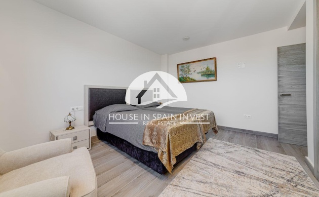 Resale - Villa - Torrevieja - Los Balcones  