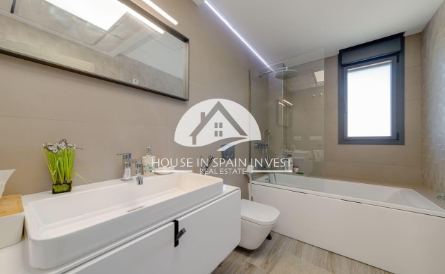 Resale - Villa - Torrevieja - Los Balcones  