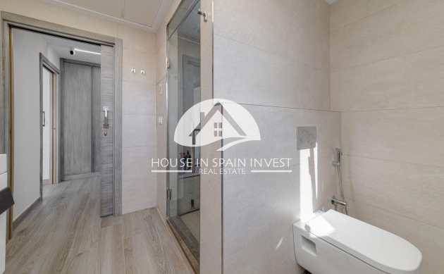 Resale - Villa - Torrevieja - Los Balcones  