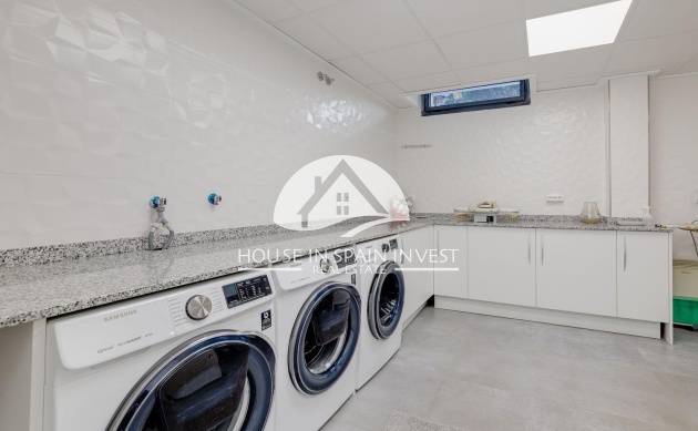 Resale - Villa - Torrevieja - Los Balcones  