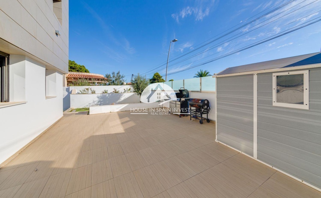 Resale - Villa - Torrevieja - Los Balcones  