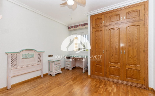 Resale - Villa - Torrevieja - Torreta - Salado