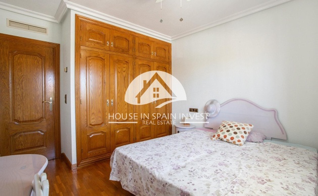 Resale - Villa - Torrevieja - Torreta - Salado