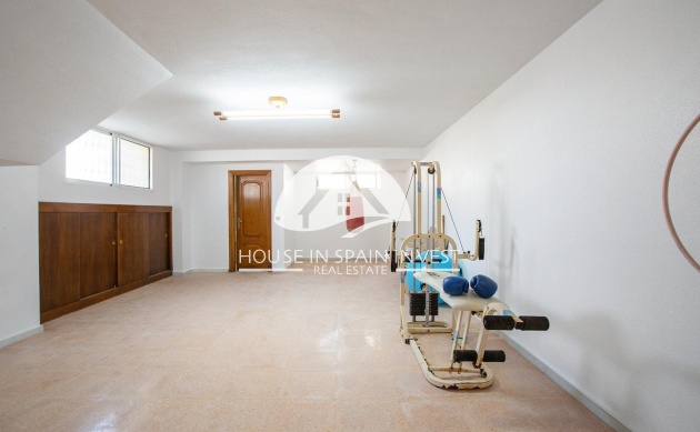 Resale - Villa - Torrevieja - Torreta - Salado