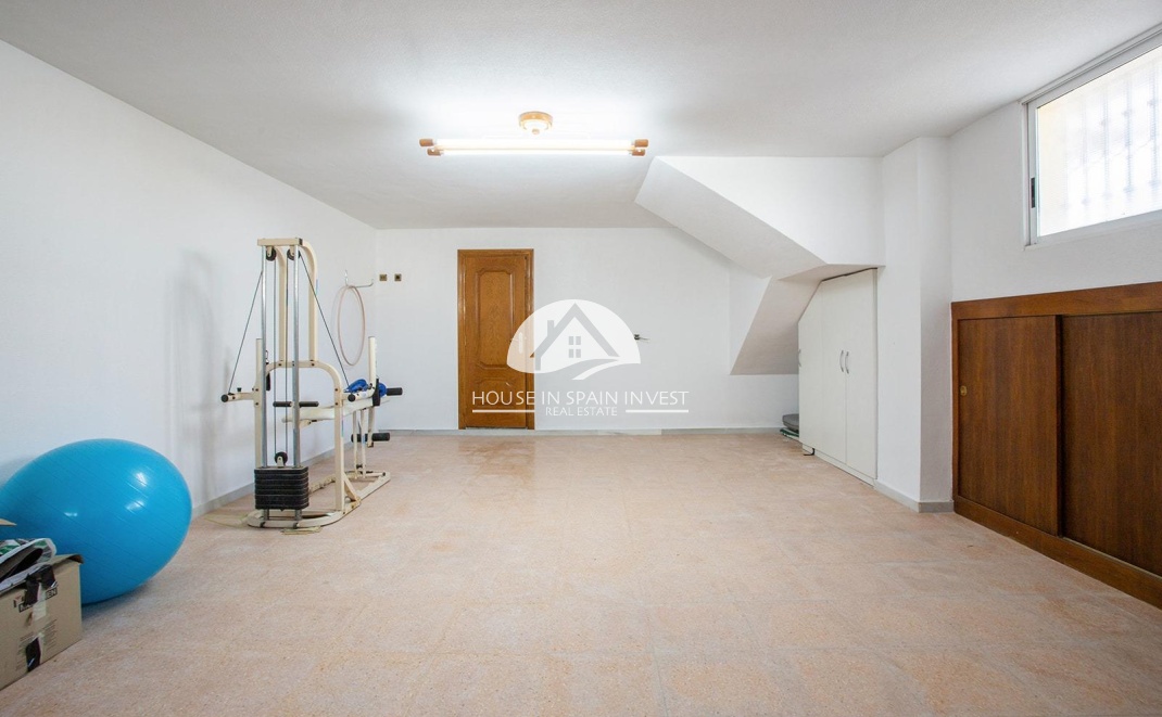 Resale - Villa - Torrevieja - Torreta - Salado