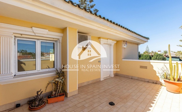 Resale - Villa - Torrevieja - Torreta - Salado