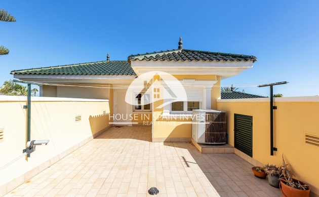 Resale - Villa - Torrevieja - Torreta - Salado