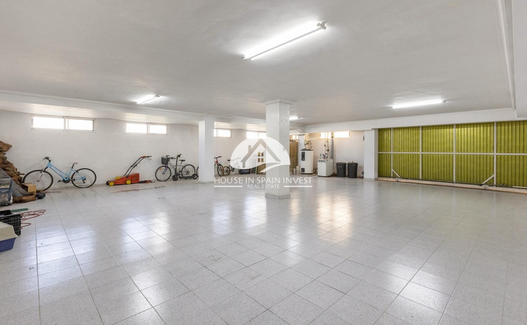 Resale - Villa - Torrevieja - Torreta - Salado