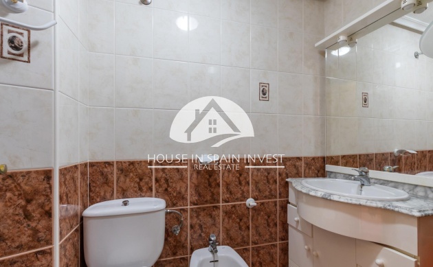 Resale - Apartment  - Torrevieja - La Mata