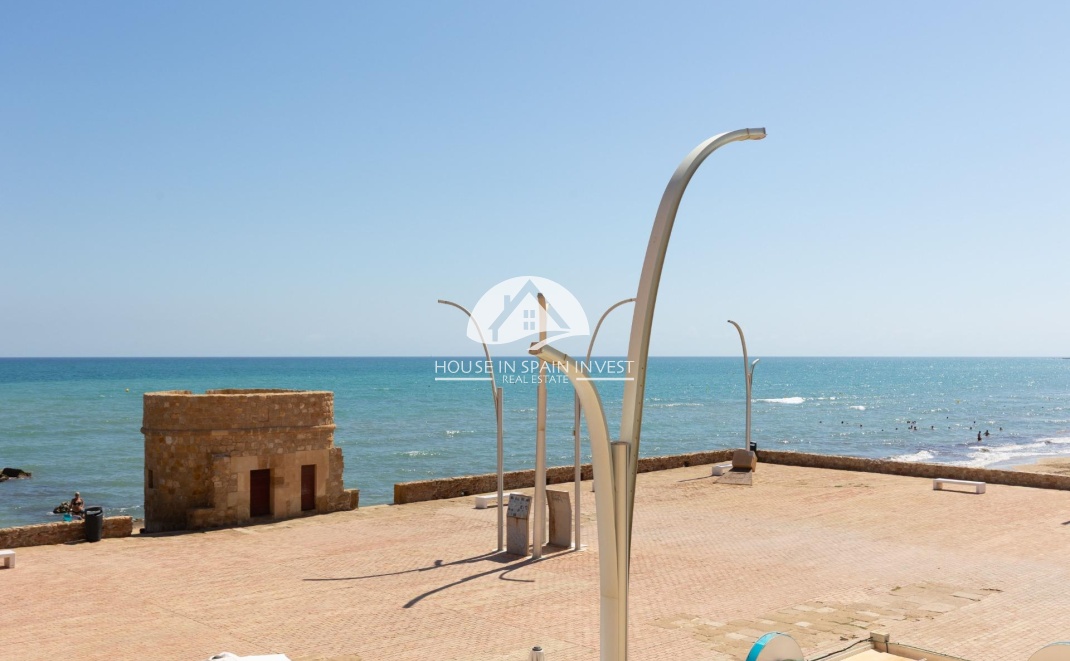 Resale - Apartment  - Torrevieja - La Mata