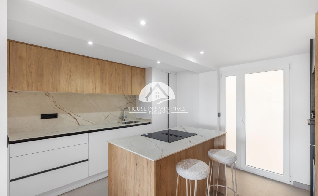 Resale - Apartment  - Torrevieja - La Mata