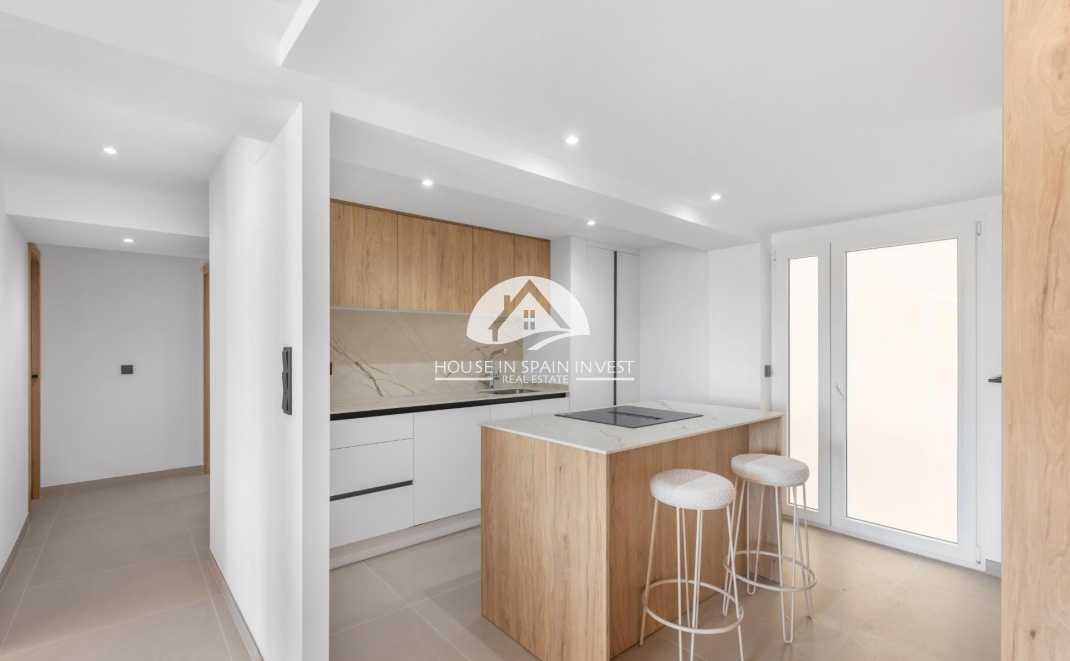 Resale - Apartment  - Torrevieja - La Mata