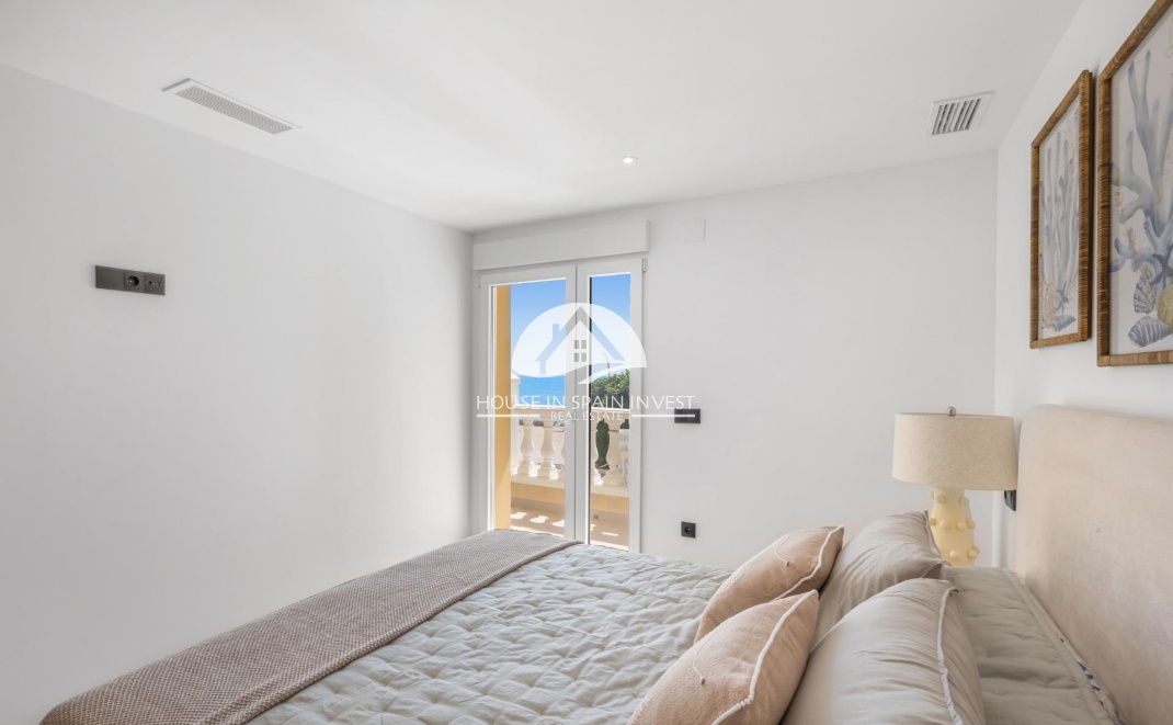 Resale - Apartment  - Torrevieja - La Mata