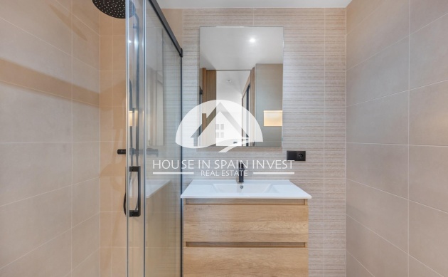 Resale - Apartment  - Torrevieja - La Mata