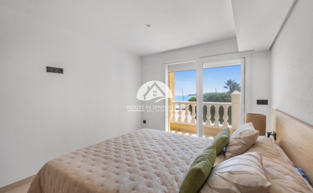 Resale - Apartment  - Torrevieja - La Mata