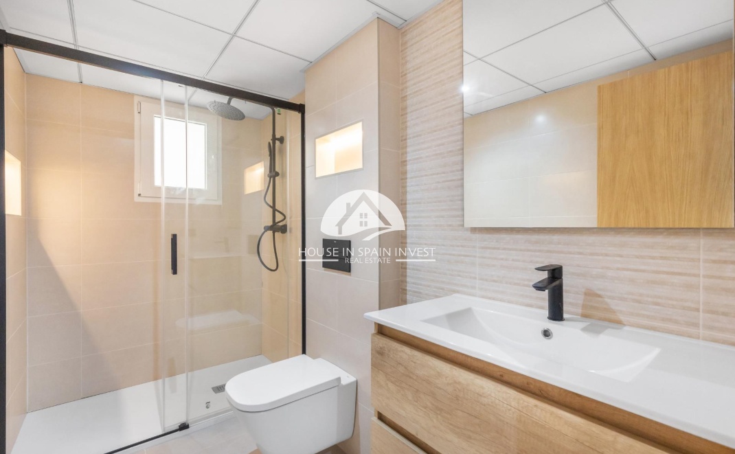 Resale - Apartment  - Torrevieja - La Mata