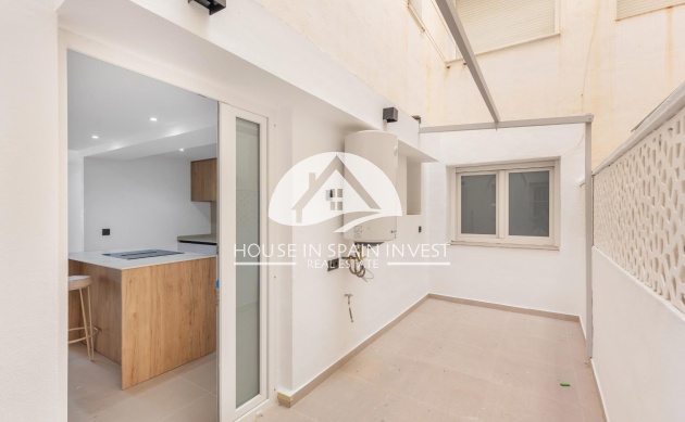 Resale - Apartment  - Torrevieja - La Mata