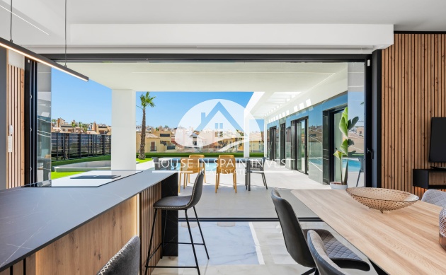 Obra nueva - Chalet - La Finca Golf