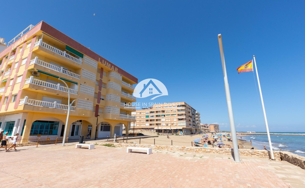 Resale - Apartment  - Torrevieja - La Mata