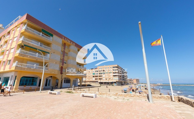 Resale - Apartment  - Torrevieja - La Mata