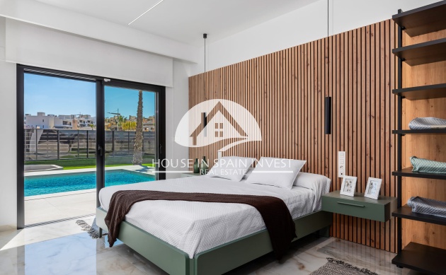 Obra nueva - Chalet - La Finca Golf