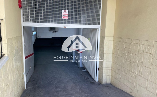 Resale - Garage - Torrevieja - Playa del Cura