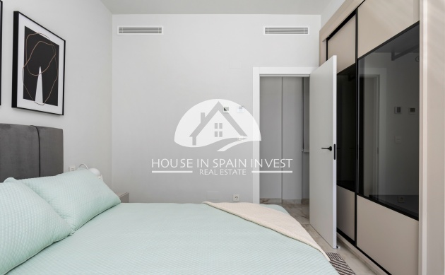 Obra nueva - Chalet - La Finca Golf