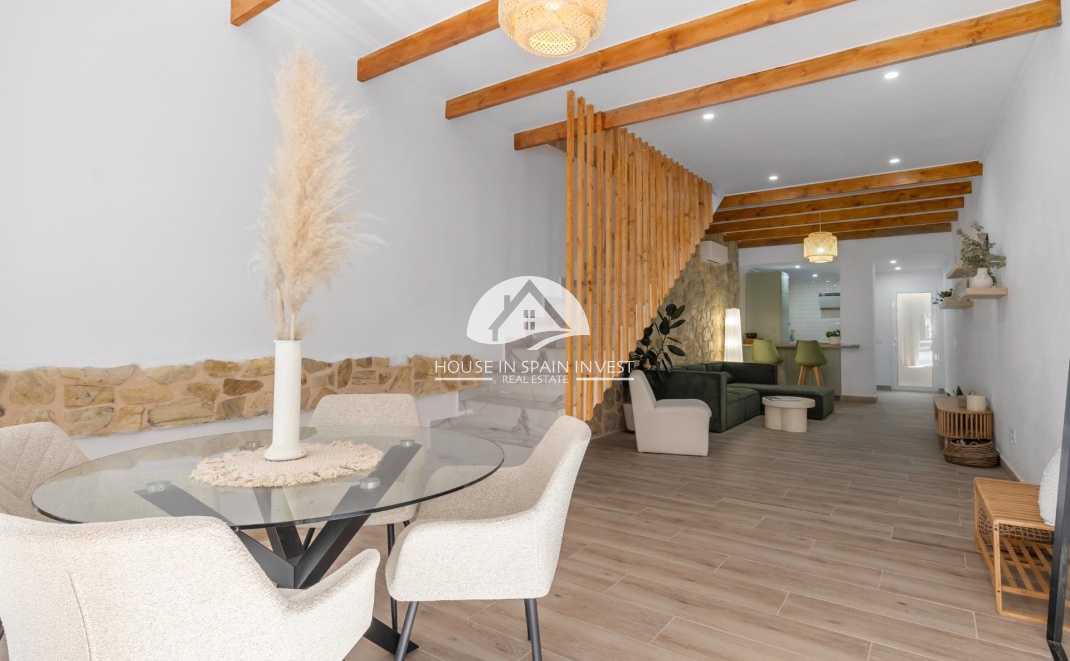 Resale - Townhouse - Torrevieja - Centro