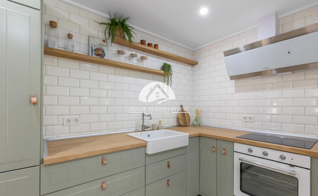 Resale - Townhouse - Torrevieja - Centro