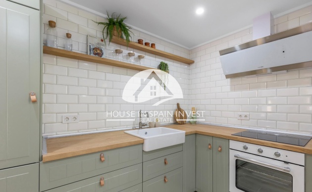 Resale - Townhouse - Torrevieja - Centro