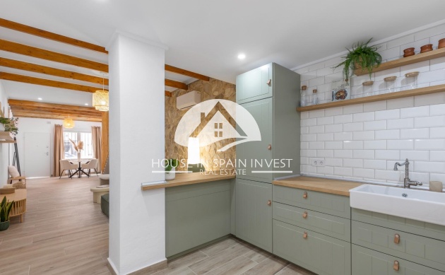 Resale - Townhouse - Torrevieja - Centro