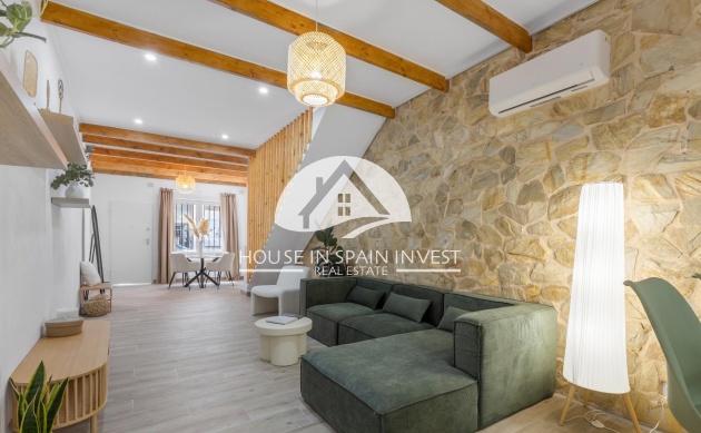 Resale - Townhouse - Torrevieja - Centro