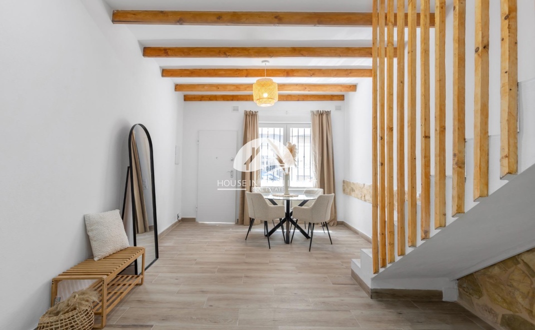 Resale - Townhouse - Torrevieja - Centro